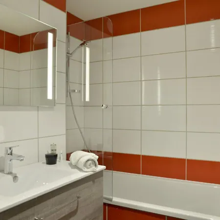 דירה Grand Renove Pour 15 Pers. - Proche Pistes - Espace Bien-etre - Fr-1-181-1085 לה פלאנייה