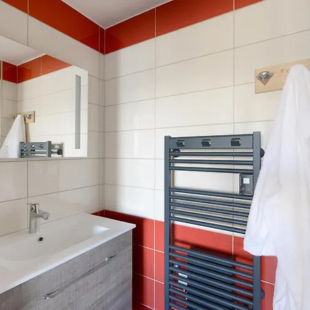Grand Rénové Pour 15 Pers. · Proche Pistes · Espace Bien-être - Fr-1-181-1085 Apartamento *