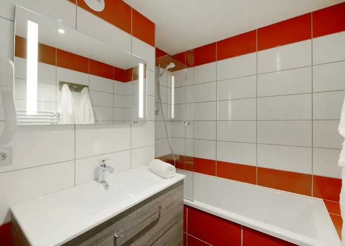 Grand Renove Pour 15 Pers. - Proche Pistes - Espace Bien-etre - Fr-1-181-1085 Lägenhet *